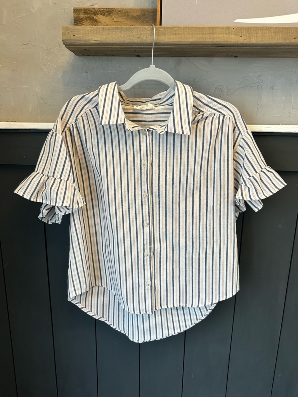 Love Riche‎ Button Down Ruffle Sleeve Blouse Stripe Lightweight size L